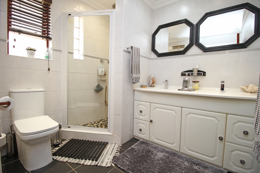 3 Bedroom Property for Sale in Allens Nek Gauteng