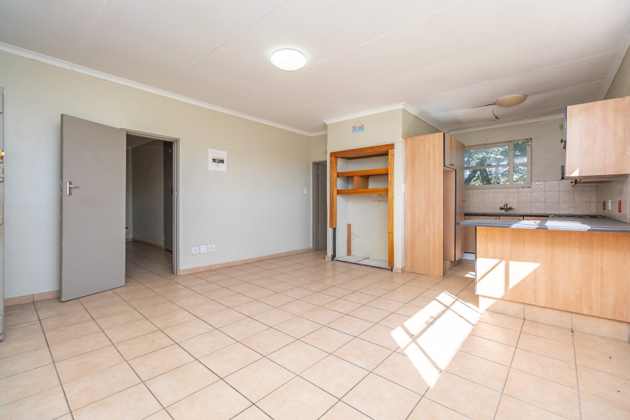 1 Bedroom Property for Sale in Northcliff Gauteng