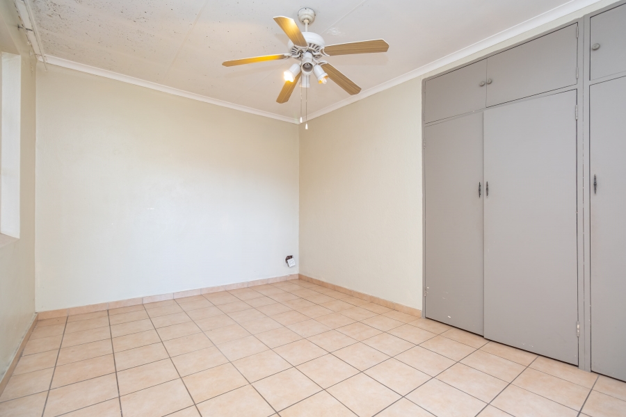 1 Bedroom Property for Sale in Northcliff Gauteng