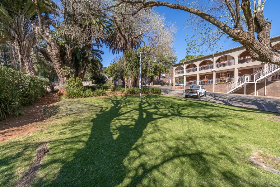 1 Bedroom Property for Sale in Northcliff Gauteng