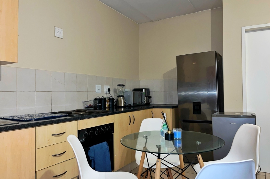 1 Bedroom Property for Sale in Honeypark Gauteng