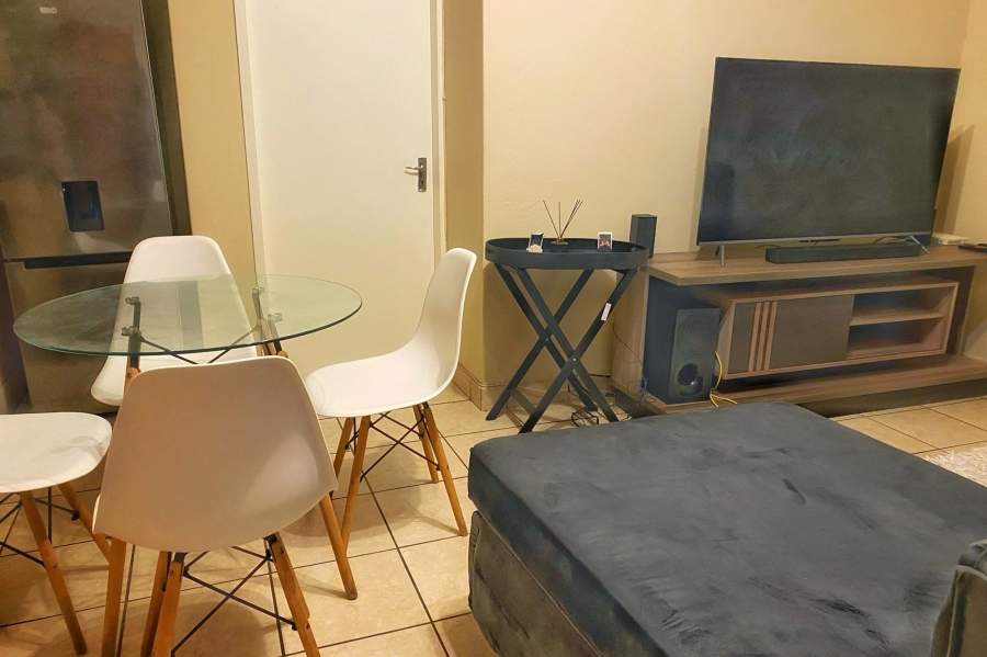1 Bedroom Property for Sale in Honeypark Gauteng