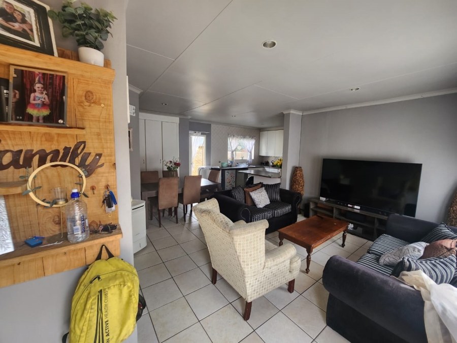 3 Bedroom Property for Sale in Freeway Park Gauteng