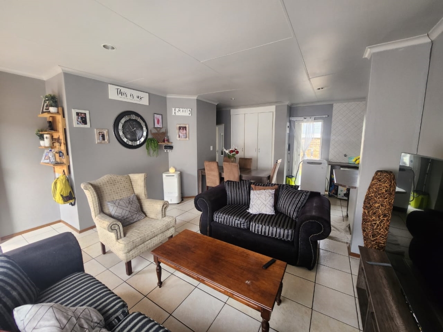 3 Bedroom Property for Sale in Freeway Park Gauteng