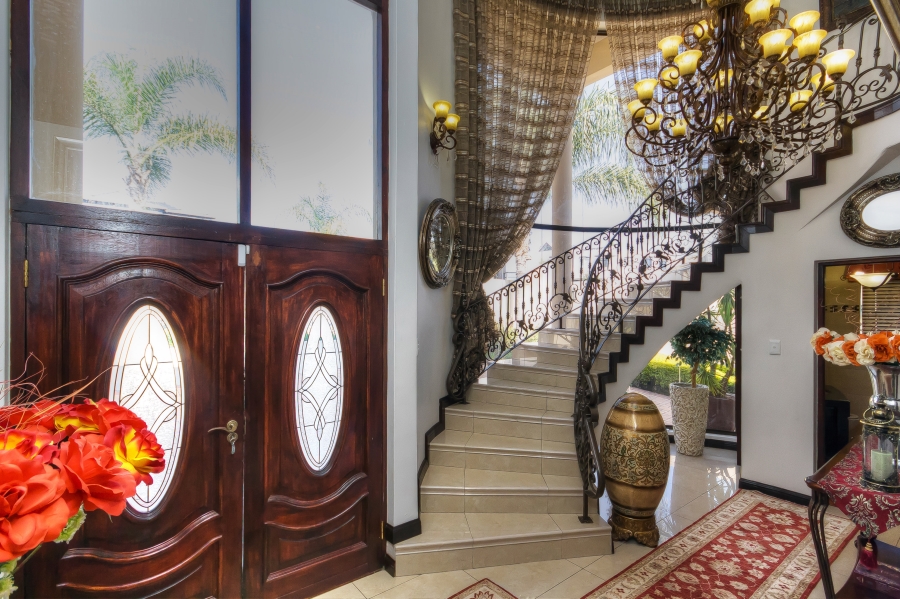 5 Bedroom Property for Sale in Kyalami Glen Estate Gauteng