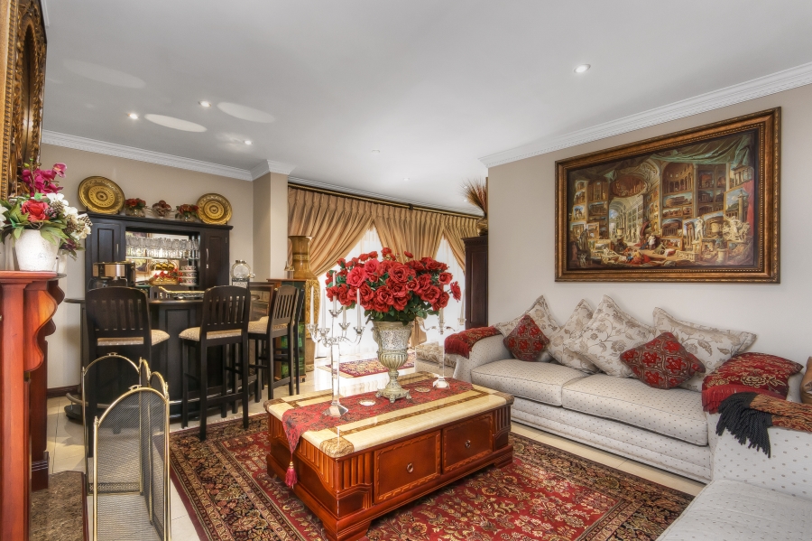 5 Bedroom Property for Sale in Kyalami Glen Estate Gauteng