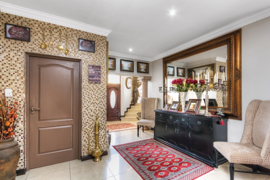 5 Bedroom Property for Sale in Kyalami Glen Estate Gauteng
