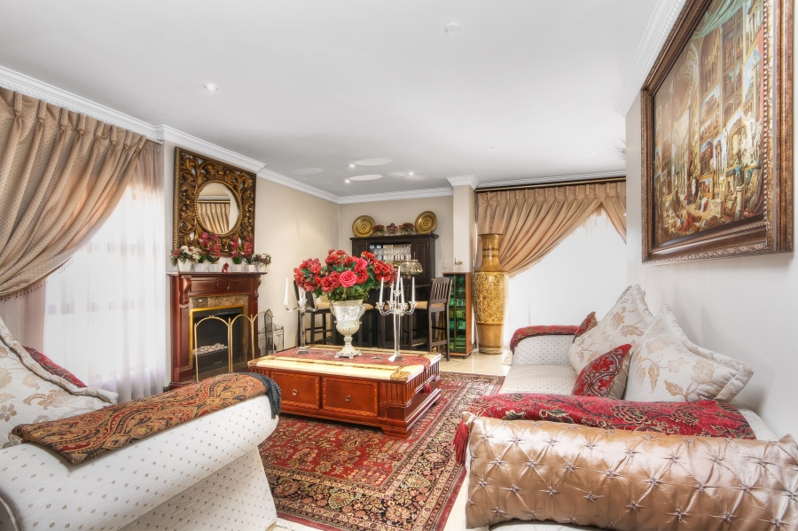5 Bedroom Property for Sale in Kyalami Glen Estate Gauteng