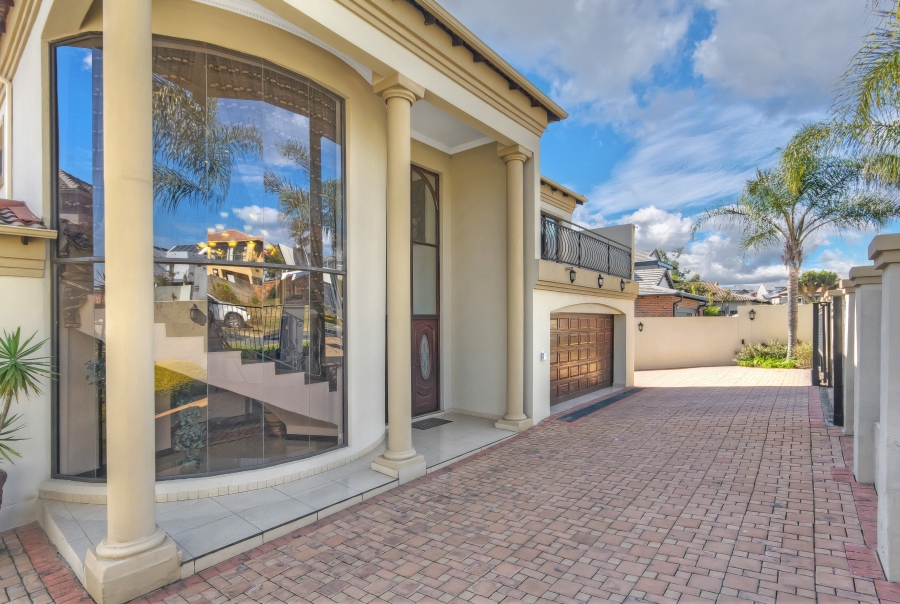 5 Bedroom Property for Sale in Kyalami Glen Estate Gauteng