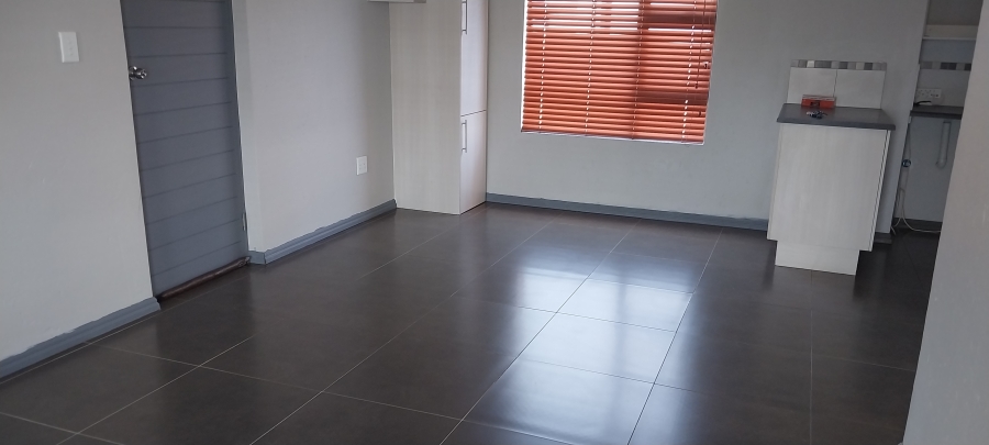To Let 2 Bedroom Property for Rent in Honeydew Gauteng