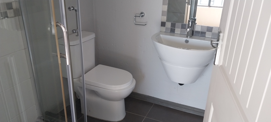 To Let 2 Bedroom Property for Rent in Honeydew Gauteng