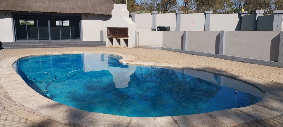 To Let 2 Bedroom Property for Rent in Honeydew Gauteng