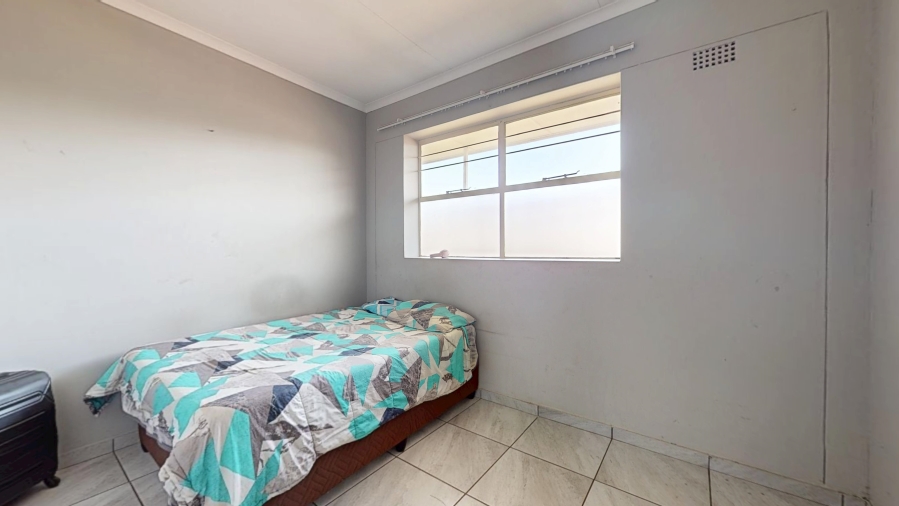 2 Bedroom Property for Sale in Denlee Gauteng