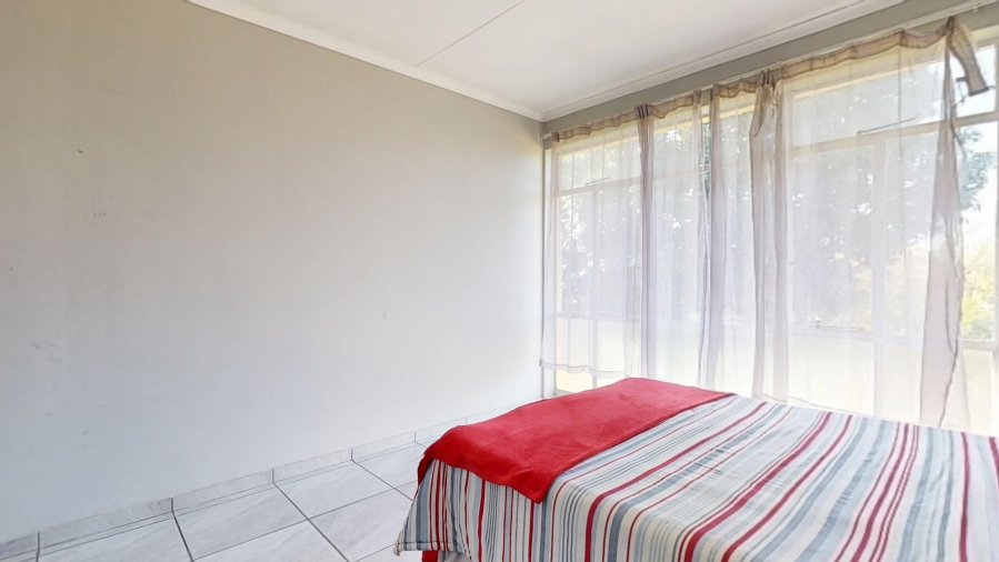 2 Bedroom Property for Sale in Denlee Gauteng