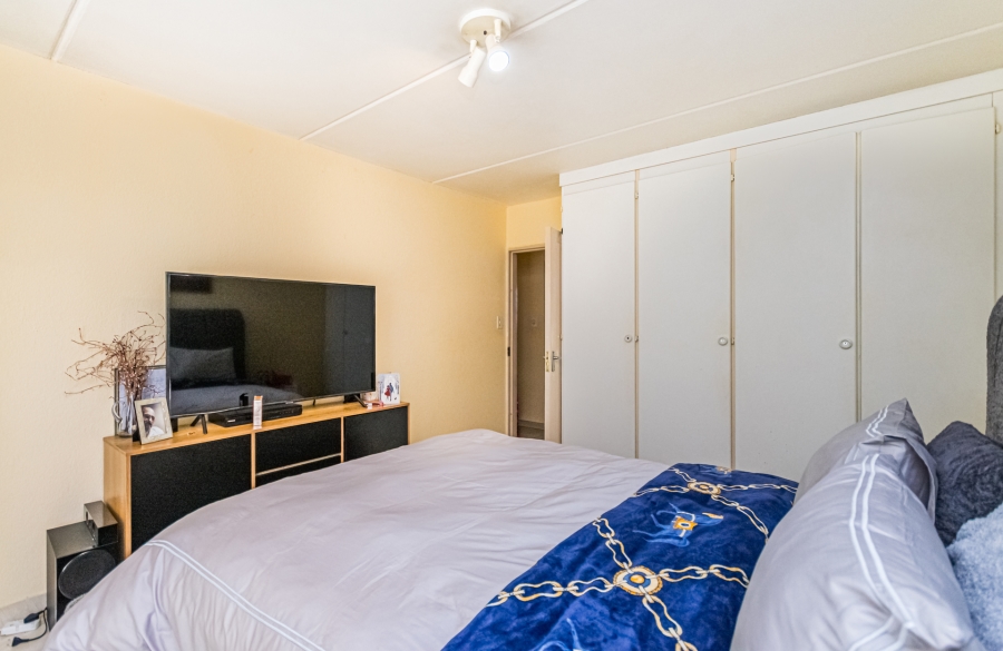 2 Bedroom Property for Sale in Florida Gauteng
