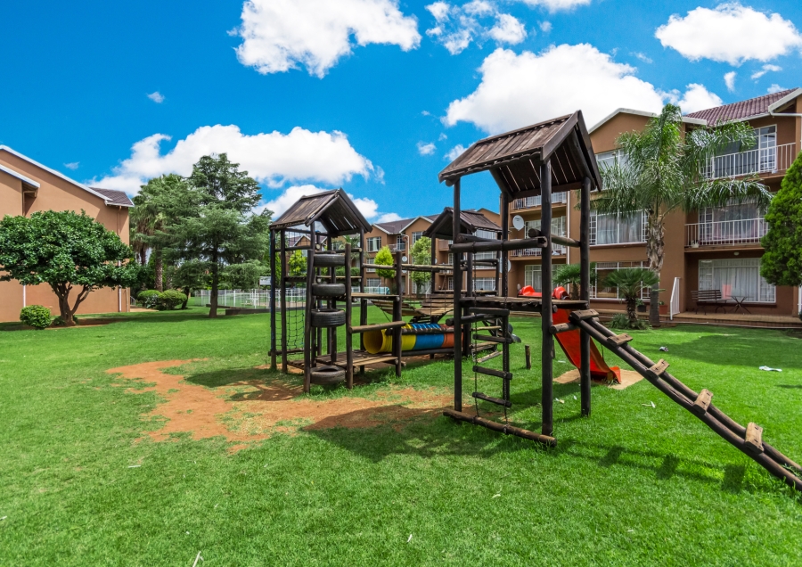 2 Bedroom Property for Sale in Florida Gauteng