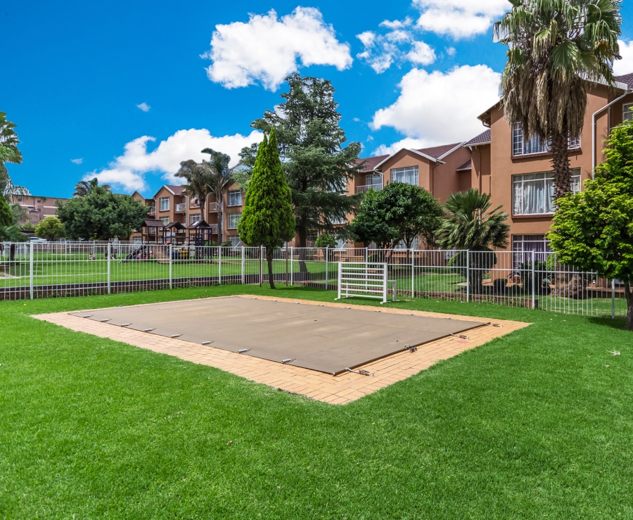 2 Bedroom Property for Sale in Florida Gauteng