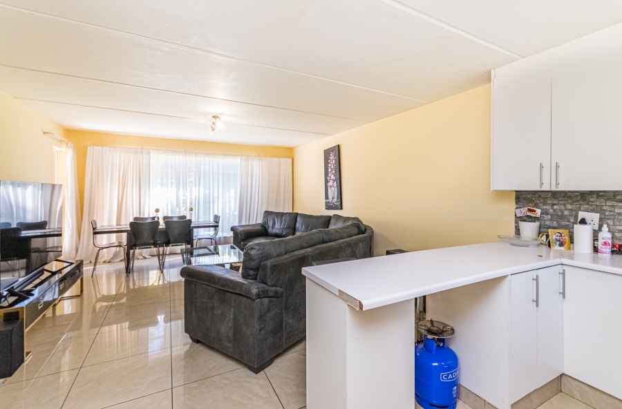 2 Bedroom Property for Sale in Florida Gauteng