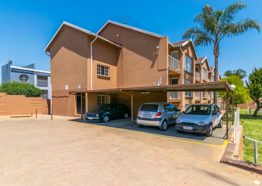 2 Bedroom Property for Sale in Florida Gauteng