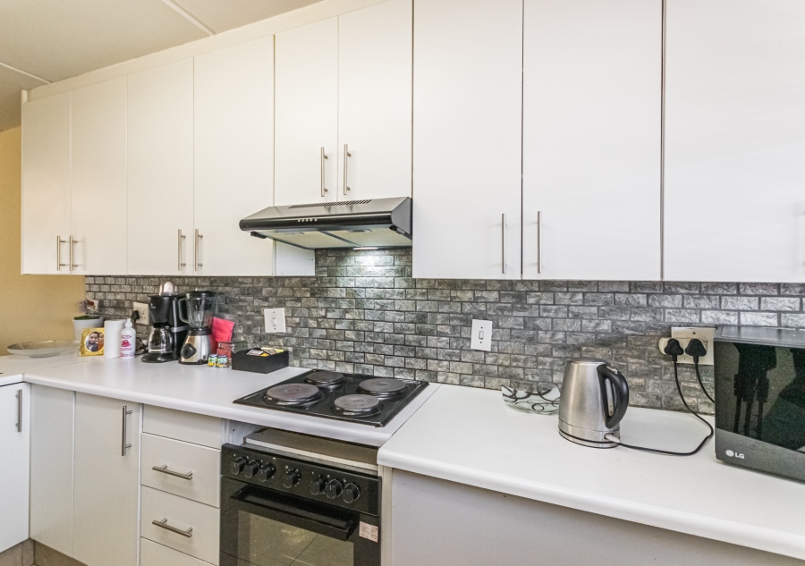 2 Bedroom Property for Sale in Florida Gauteng