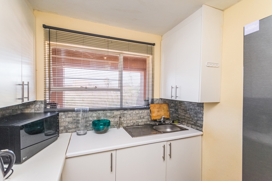 2 Bedroom Property for Sale in Florida Gauteng