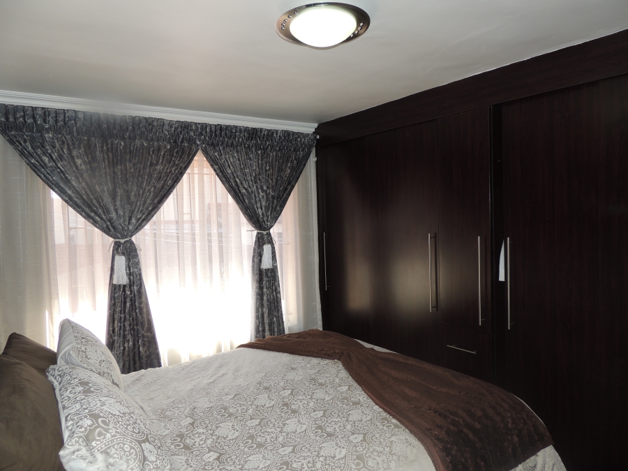 3 Bedroom Property for Sale in Elandspark Gauteng