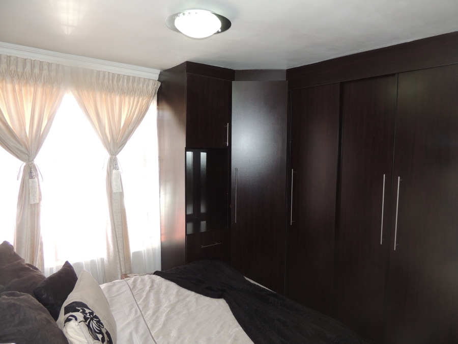 3 Bedroom Property for Sale in Elandspark Gauteng