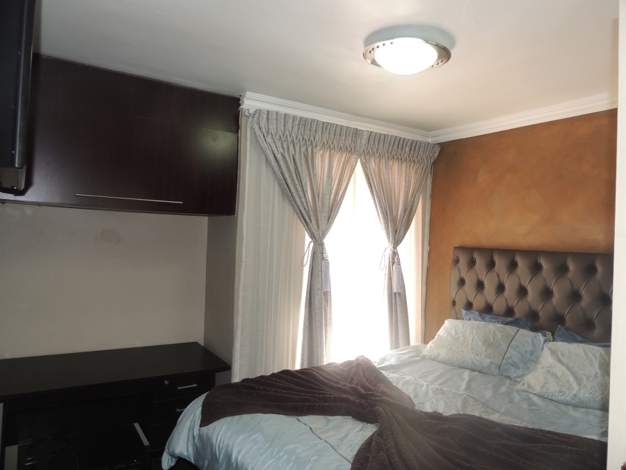 3 Bedroom Property for Sale in Elandspark Gauteng