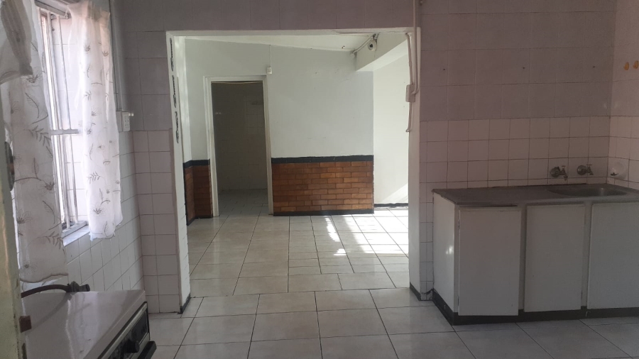 4 Bedroom Property for Sale in Vanderbijlpark CW 5 Gauteng