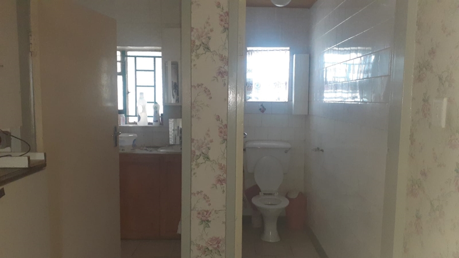 4 Bedroom Property for Sale in Vanderbijlpark CW 5 Gauteng