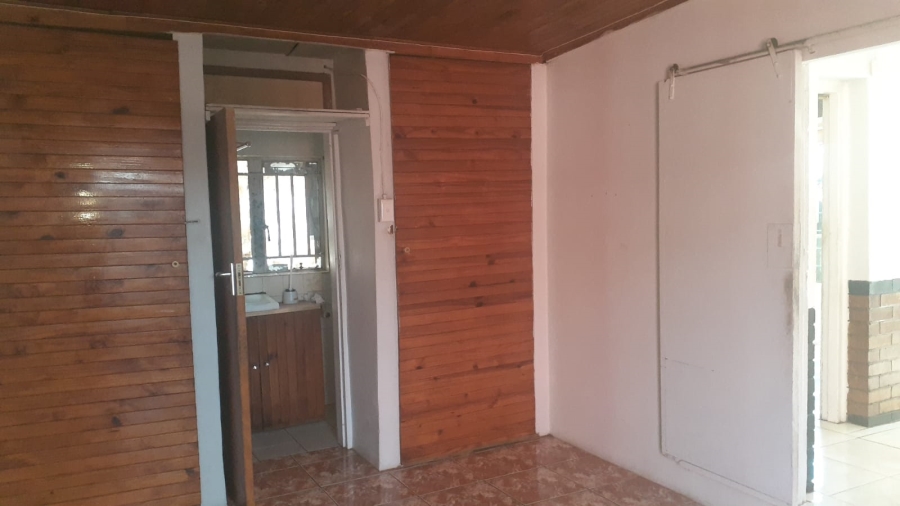4 Bedroom Property for Sale in Vanderbijlpark CW 5 Gauteng