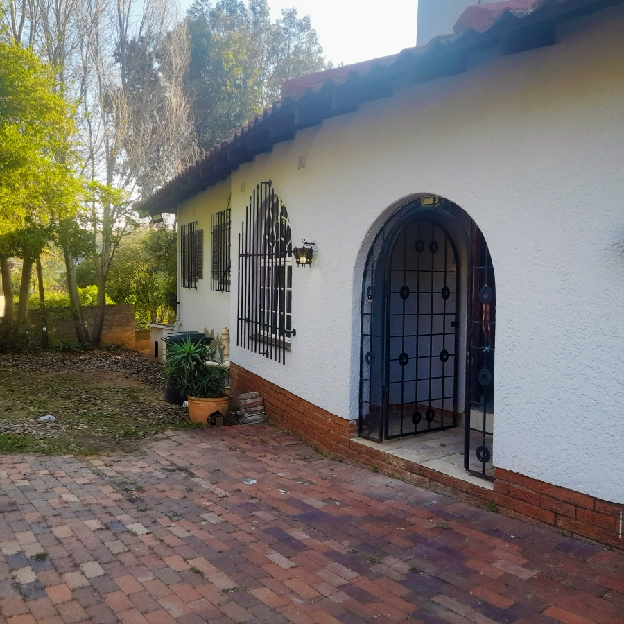 To Let 4 Bedroom Property for Rent in Bryanston Gauteng