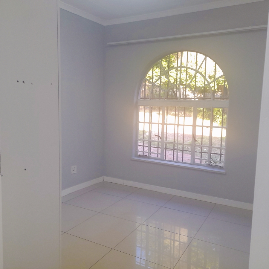 To Let 4 Bedroom Property for Rent in Bryanston Gauteng