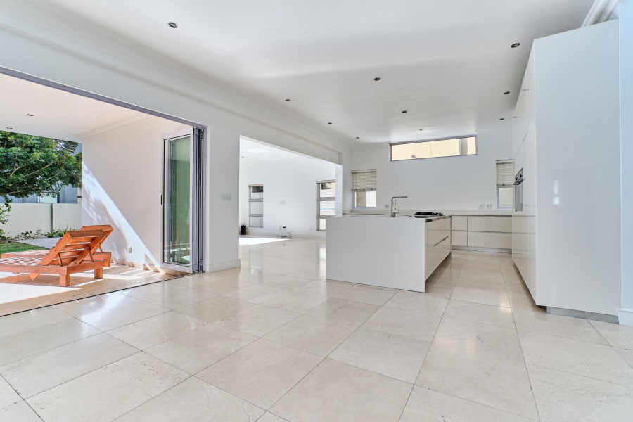 To Let 5 Bedroom Property for Rent in Waterfall Country Village Gauteng