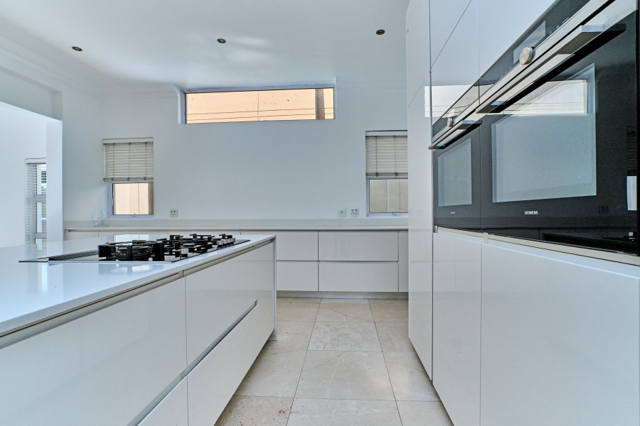 To Let 5 Bedroom Property for Rent in Waterfall Country Village Gauteng