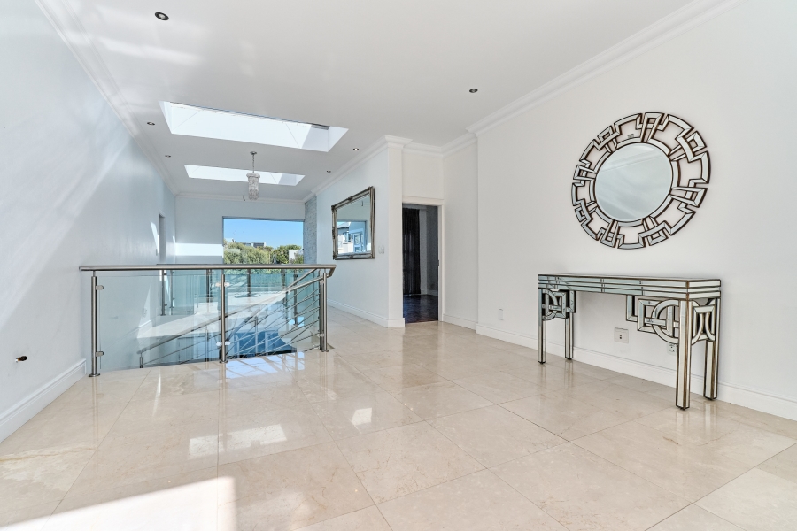 To Let 5 Bedroom Property for Rent in Waterfall Country Village Gauteng