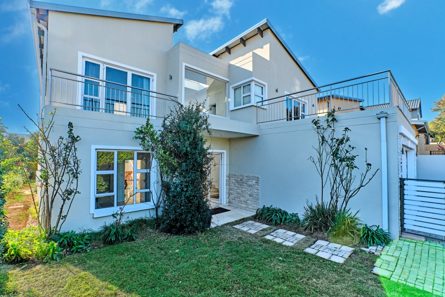 To Let 5 Bedroom Property for Rent in Waterfall Country Village Gauteng