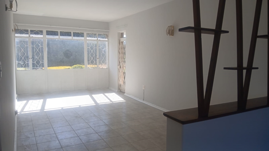 To Let 2 Bedroom Property for Rent in Monument Gauteng