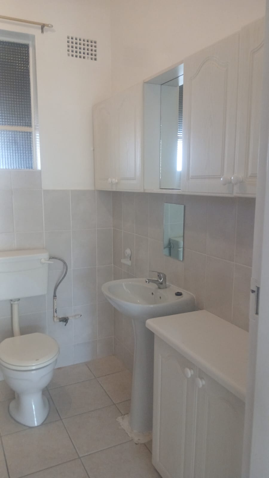 To Let 2 Bedroom Property for Rent in Monument Gauteng