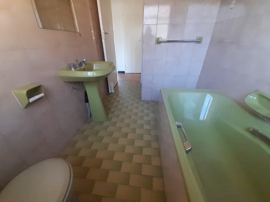 To Let 5 Bedroom Property for Rent in Randpark Ridge Gauteng