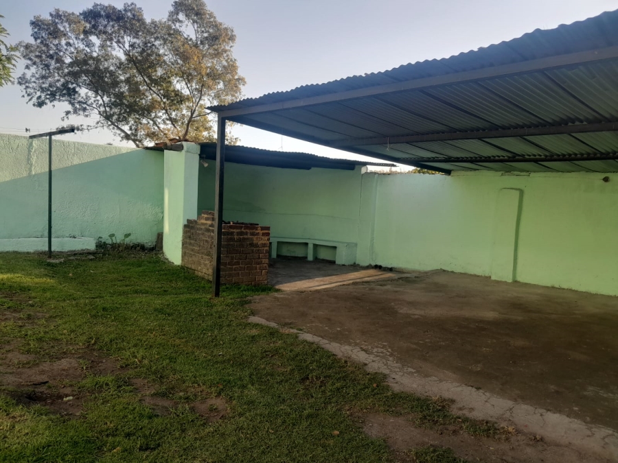 To Let 5 Bedroom Property for Rent in Randpark Ridge Gauteng