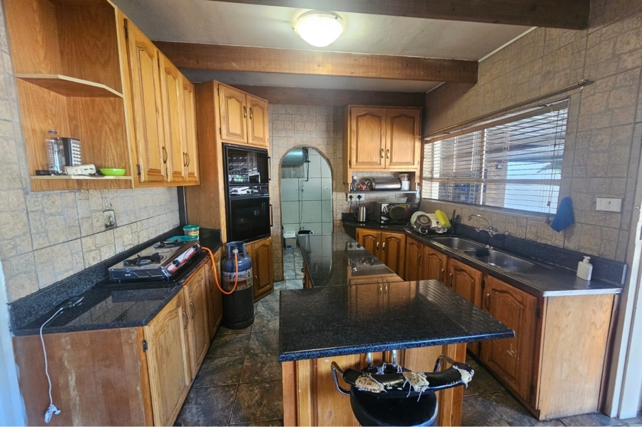 4 Bedroom Property for Sale in Wierda Park Gauteng