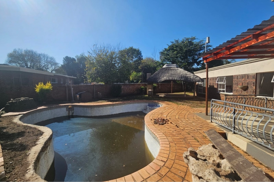 4 Bedroom Property for Sale in Wierda Park Gauteng