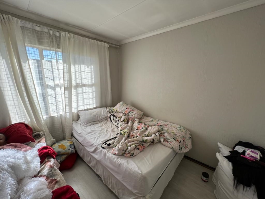 3 Bedroom Property for Sale in Die Hoewes Gauteng