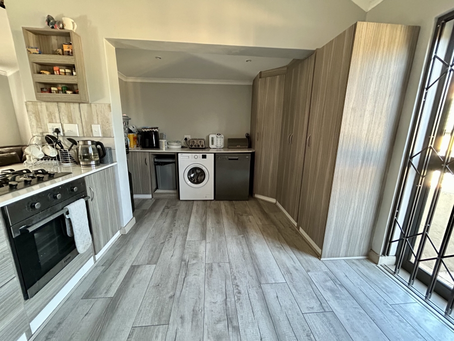3 Bedroom Property for Sale in Halfway Gardens Gauteng