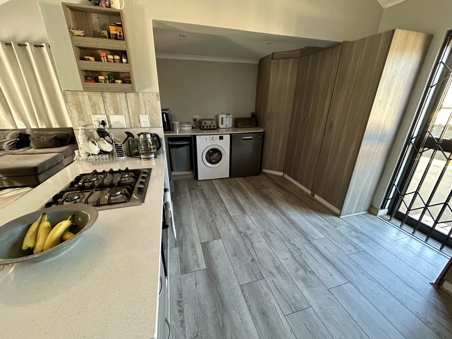 3 Bedroom Property for Sale in Halfway Gardens Gauteng
