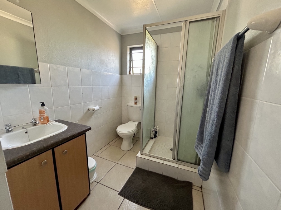 3 Bedroom Property for Sale in Halfway Gardens Gauteng