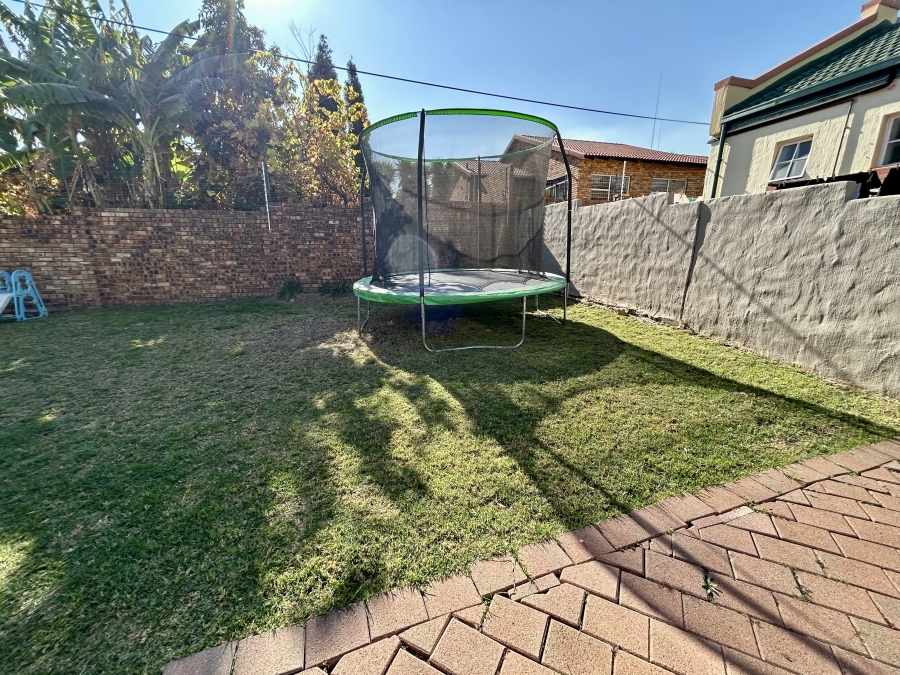 3 Bedroom Property for Sale in Halfway Gardens Gauteng