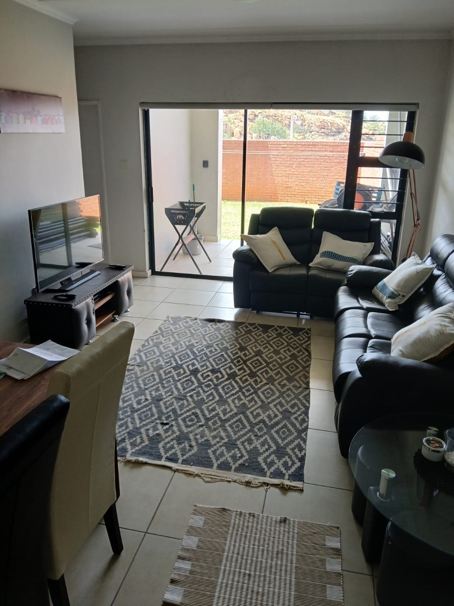 3 Bedroom Property for Sale in Oakdene Gauteng