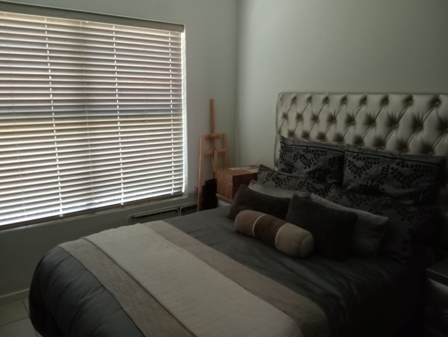 3 Bedroom Property for Sale in Oakdene Gauteng